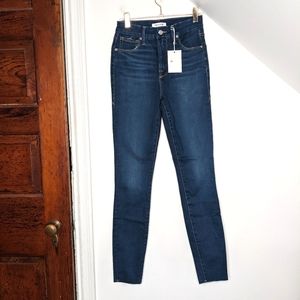 GOOD AMERICAN Good Waist Raw Edge Skinny Jeans in Blue434 NEW